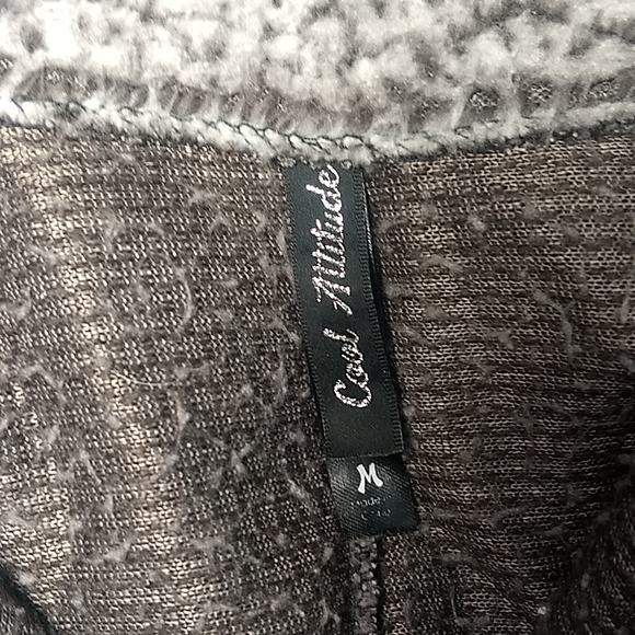 Cool Attitude Sherpa Quarter Zip LS top - Picture 11 of 13